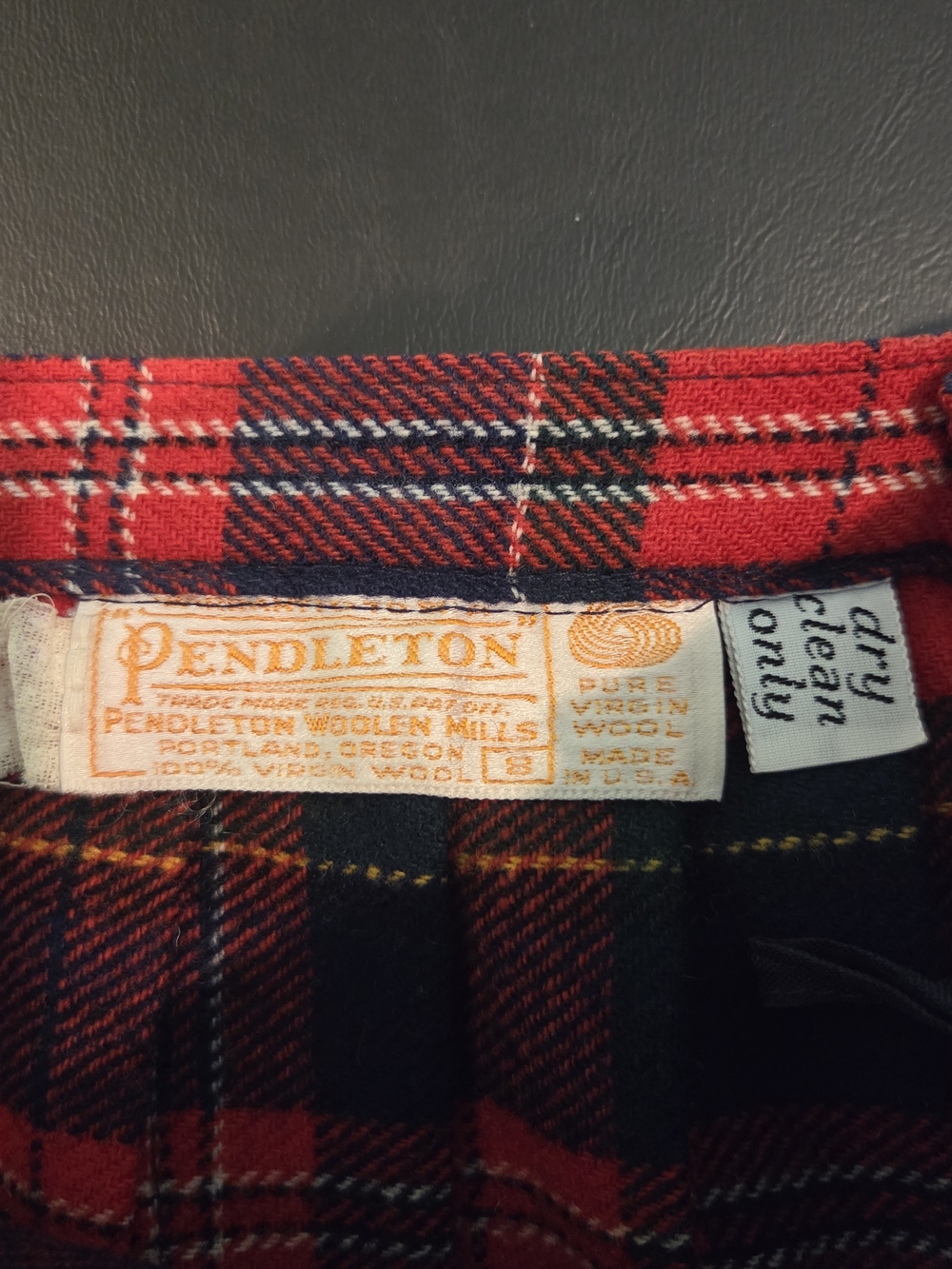 Vintage Pendleton Red Tartan Plaid Wool Skirt Suit Set Size 6 USA - Picture 3 of 13